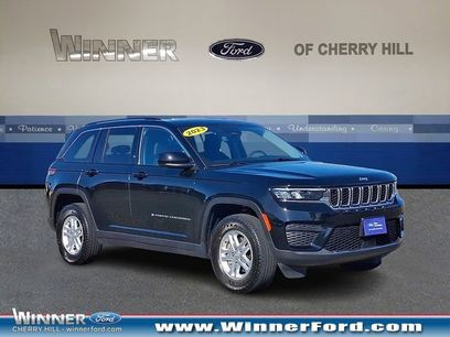 Used 2023 Jeep Grand Cherokee Laredo w/ Luxury Tech Group I