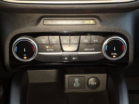 Used 2022 Ford Escape SE w/ Convenience Package image 22