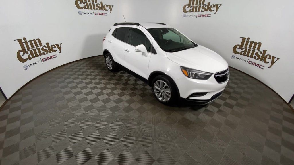 Certified 2019 Buick Encore Preferred FWD image 2