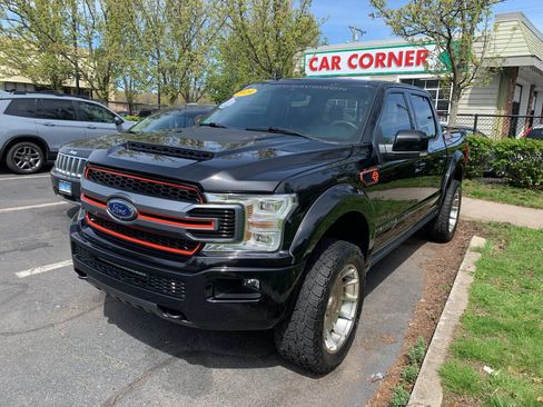 Used 2019 Ford F150 Lariat w/ Equipment Group 502A Luxury AWD/4WD image 11