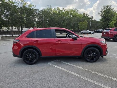 Used 2025 Honda HR-V Sport image 9
