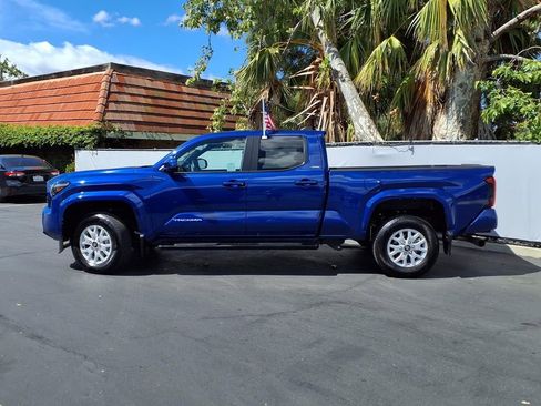 Certified 2025 Toyota Tacoma SR5 AWD/4WD image 3