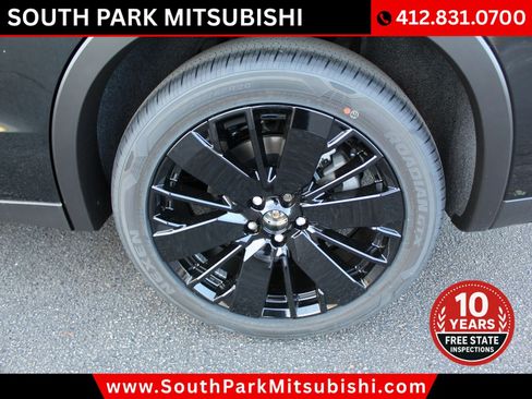 New 2026 Mitsubishi Outlander LE AWD/4WD image 33