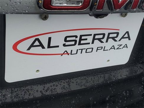 Certified 2023 GMC Acadia SLE w/ Driver Convenience Package image 7