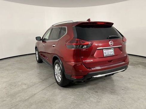 Used 2020 Nissan Rogue SV FWD image 6