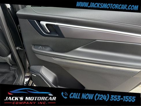 Used 2026 Buick Enclave Sport Touring w/ Super Cruise Package AWD/4WD image 33