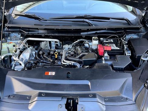 Used 2024 Mitsubishi Outlander SE image 28