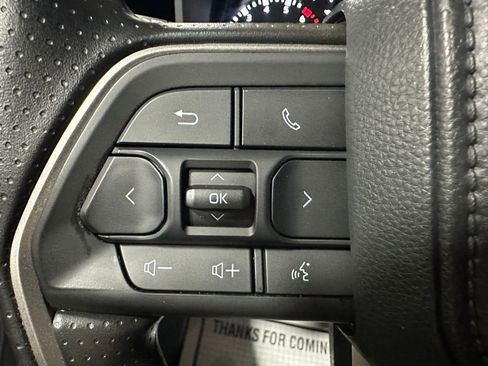 Used 2025 Toyota Tundra SR5 w/ SR5 Convenience Package AWD/4WD image 19