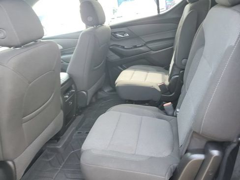 Used 2023 Chevrolet Traverse LT FWD image 27
