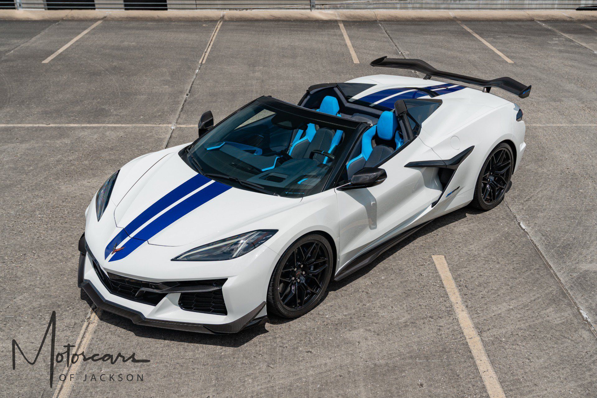 Used 2024 Chevrolet Corvette Z06 RWD image 16