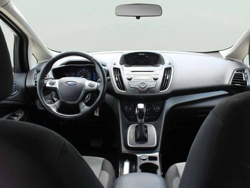 Used 2017 Ford C-MAX SE FWD image 6