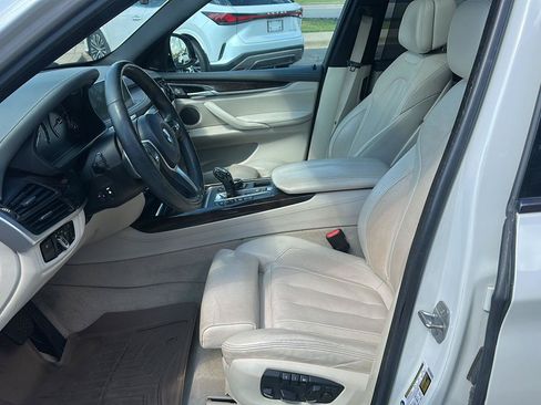 Used 2016 BMW X5 xDrive50i AWD/4WD image 21