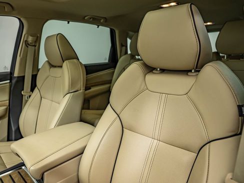 Certified 2019 Acura MDX w/ Advance Package AWD/4WD image 34