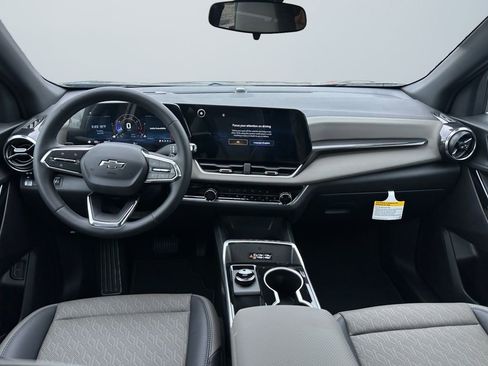 New 2026 Chevrolet Equinox LT AWD/4WD image 10