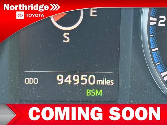 Used 2018 Toyota RAV4 Limited w/ Advanced Technology Package FWD image 5