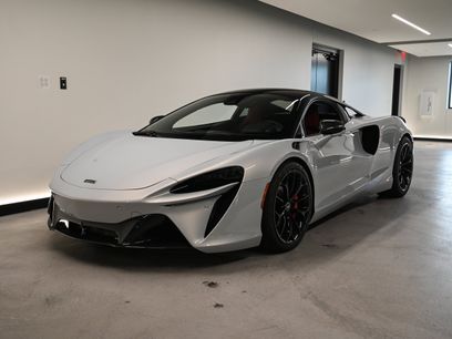 Used 2023 McLaren Artura
