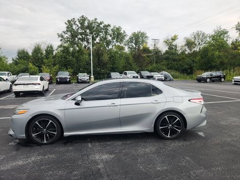 Used 2020 Toyota Camry XSE w/ Navigation Package FWD image 4