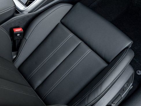 New 2025 Audi Q5 Premium Plus image 27