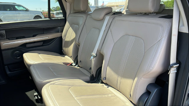 Used 2024 Ford Expedition Max Limited AWD/4WD image 21