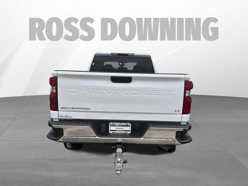 Used 2022 Chevrolet Silverado 2500 LT w/ Convenience Package AWD/4WD image 5