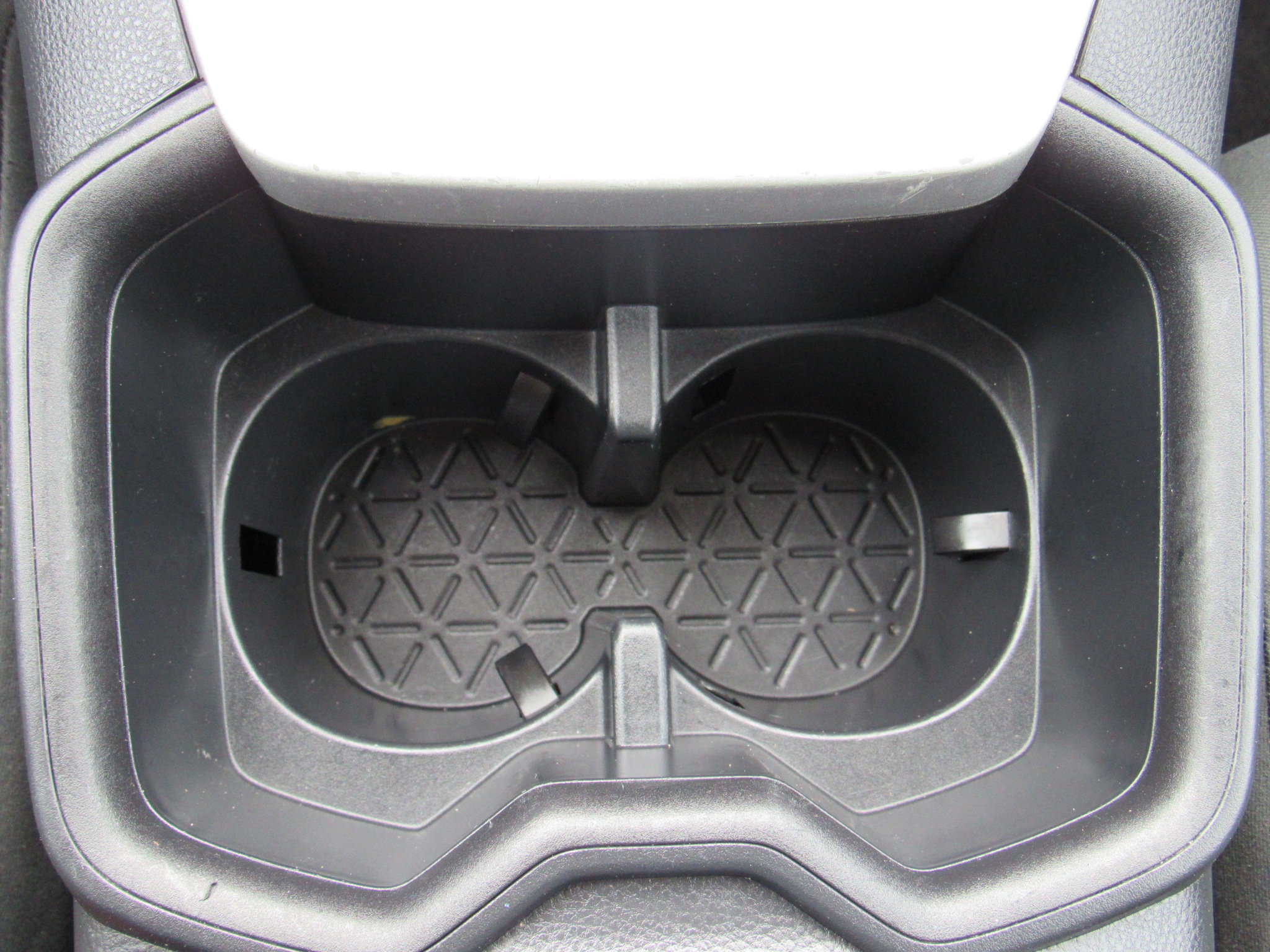 Used 2025 Toyota RAV4 LE AWD/4WD image 25