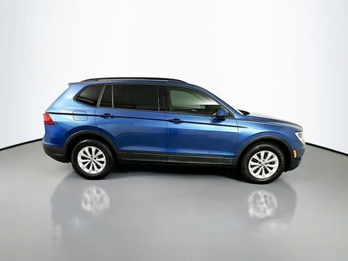 Used 2018 Volkswagen Tiguan S FWD image 4