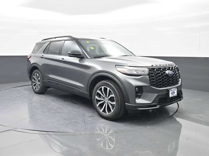 New 2026 Ford Explorer ST-Line