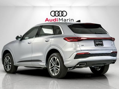 New 2025 Audi Q5 Premium image 3