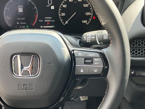 Used 2027 Honda HR-V Sport image 22