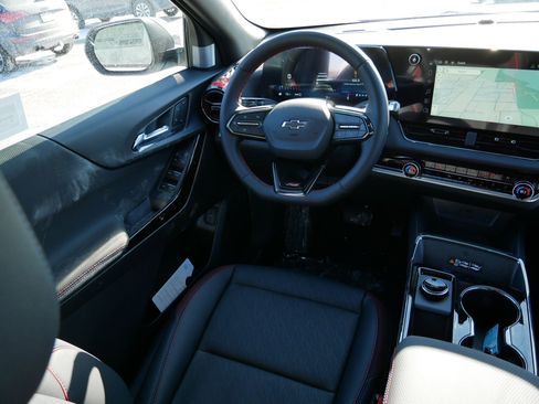 New 2026 Chevrolet Equinox RS w/ Convenience Package III image 13