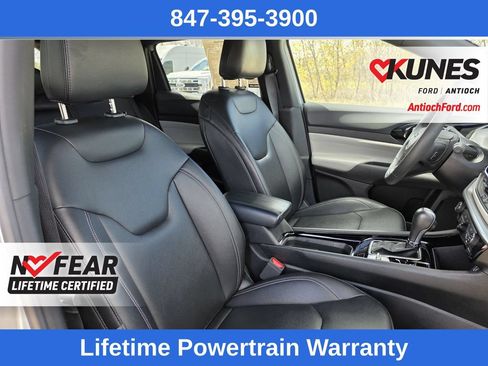 Used 2025 Jeep Compass Limited AWD/4WD image 29