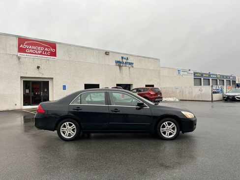 Used 2007 Honda Accord EX image 2