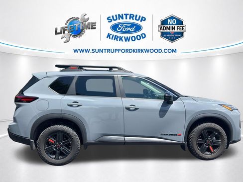 Used 2025 Nissan Rogue SV w/ Rock Creek Premium Package AWD/4WD image 8