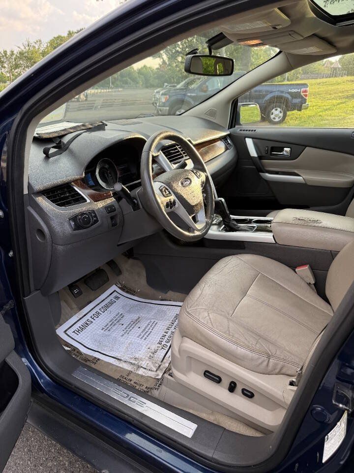 Used 2012 Ford Edge Limited FWD image 12