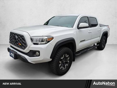 Used 2023 Toyota Tacoma TRD Off-Road w/ Black Out Package (TMS) AWD/4WD image 1