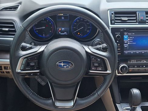 Used 2018 Subaru Outback 3.6R Limited image 13