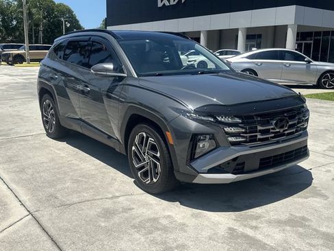Used 2025 Hyundai Tucson Limited FWD image 5