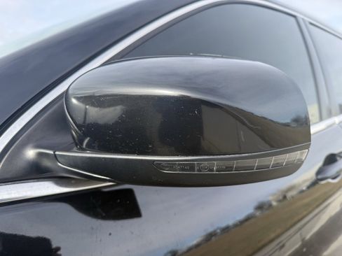 Used 2018 Jeep Cherokee Limited image 31