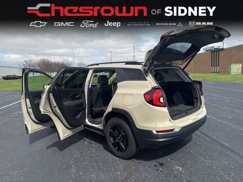 Used 2023 GMC Terrain AT4 w/ Infotainment Package II image 15