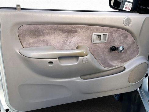 Used 2003 Toyota Tacoma 4x4 Xtracab image 16