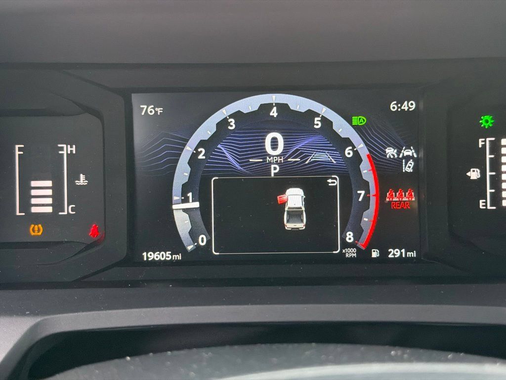 Used 2024 Toyota Tacoma SR5 w/ SR5 Upgrade Package RWD image 3
