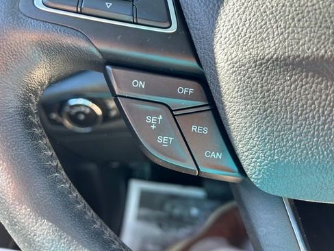 Used 2018 Ford EcoSport SE image 20