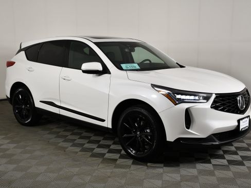 Certified 2025 Acura RDX SH-AWD image 4