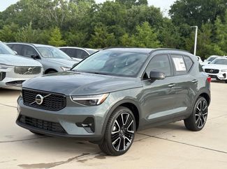 New 2026 Volvo XC40 B5 Ultra w/ Protection Package Premier video 2