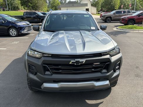Used 2023 Chevrolet Colorado Trail Boss w/ Safety Package AWD/4WD image 3