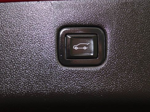 Used 2021 Chevrolet Blazer RS w/ Enhanced Convenience Package AWD/4WD image 16
