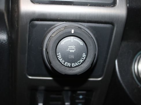 Used 2017 Ford F150 Raptor w/ Equipment Group 802A Luxury image 45