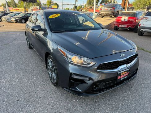 Used 2019 Kia Forte EX FWD image 2