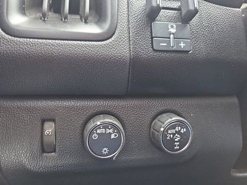 Used 2021 Chevrolet Colorado ZR2 AWD/4WD image 23