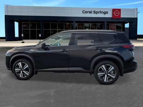 New 2025 Nissan Rogue SL image 2